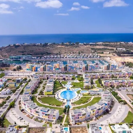 Вилла Capetown Marina Luxury - Private Pool *