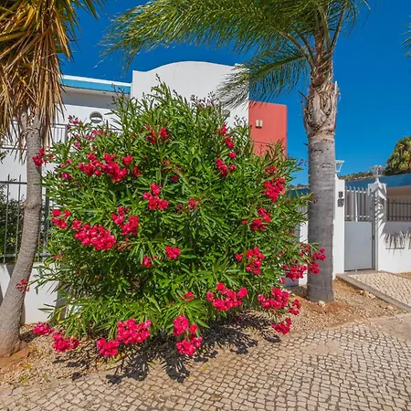 Вилла Capetown Marina Luxury - Private Pool